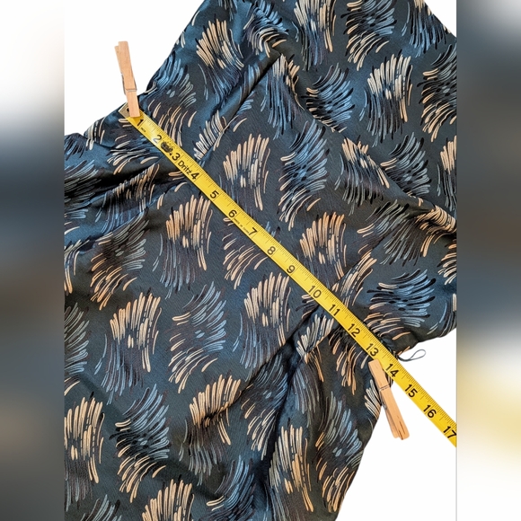 Like New! Anne Klein Belted Jacquard Dress - Picture 9 of 15